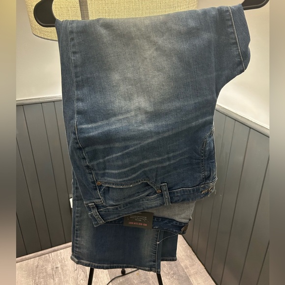 🍒 Torrid NWOT Mid Rise Slim Boot Vintage Stretch Jeans Size 22 - Picture 2 of 7